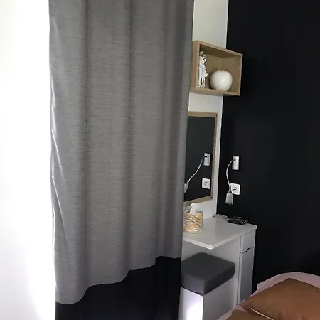 Holiday home L Oree Du Bois Moncheux