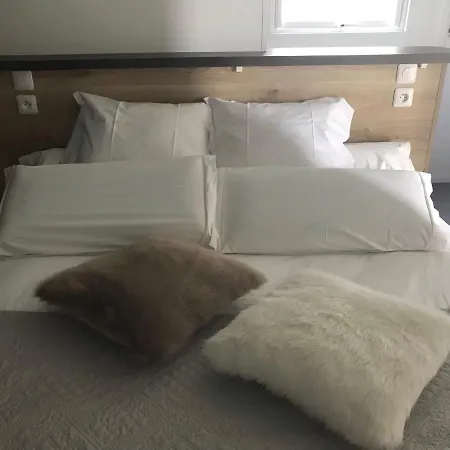 L Oree Du Bois * Moncheux