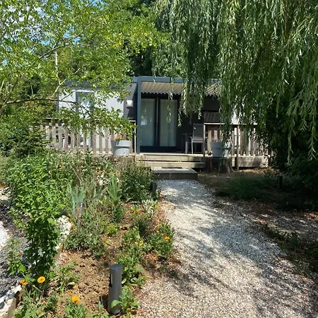 A L’orée Du Bois Hébergement de vacances Moncheux