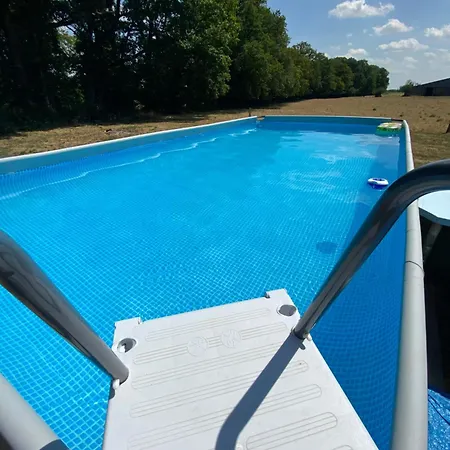 A L’orée Du Bois Hébergement de vacances Moncheux