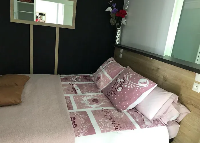 L Oree Du Bois Moncheux