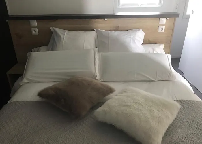 L Oree Du Bois * Moncheux