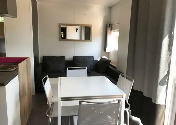 L Oree Du Bois * Moncheux